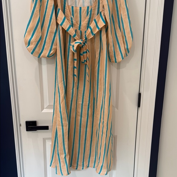 VRG GRL Long Sleeve Dress with Open Back - Picture 14 of 15